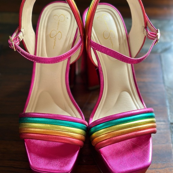 Jessica Simpson metallic heels - Picture 2 of 5